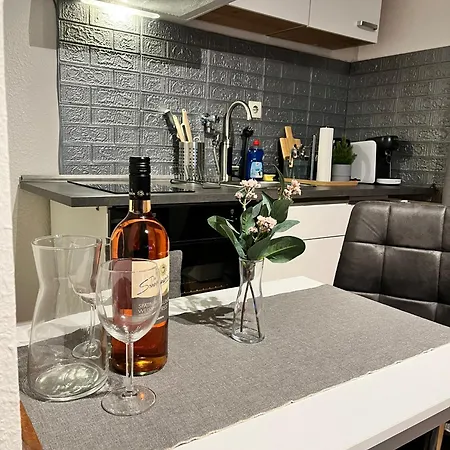 Mn Inkl Wifi Apartament